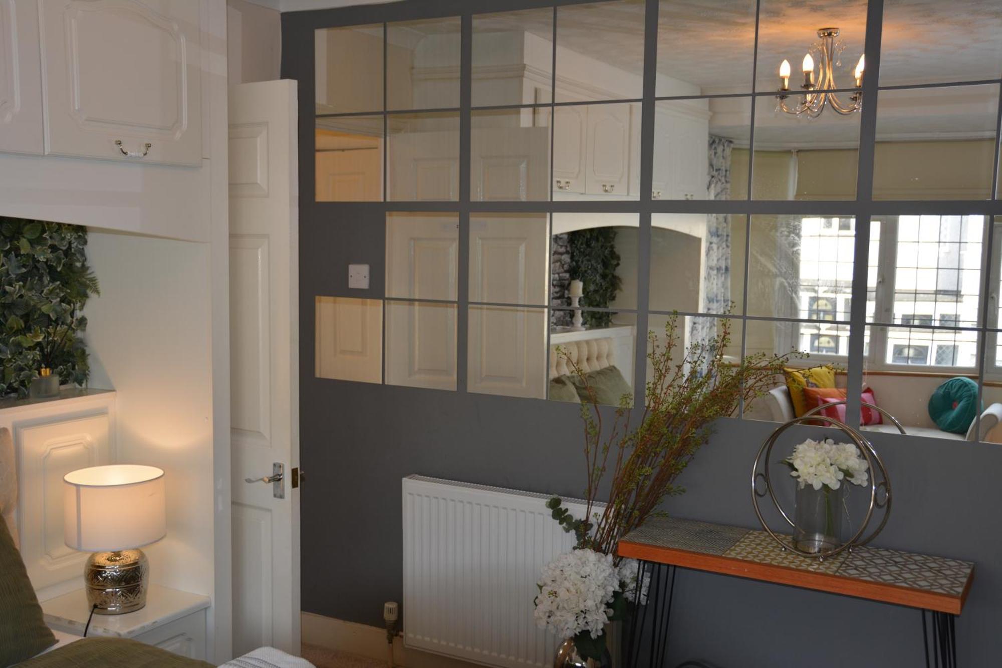 Cozy, Modern, Spacious 4 Bedroom House In London Ромфорд Екстер'єр фото